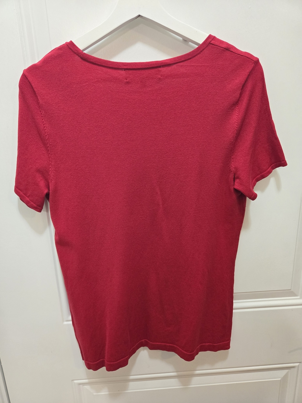 Jones New York Raspberry Red Scoop Neck Short Sleeve Tee - Picture 2 of 6